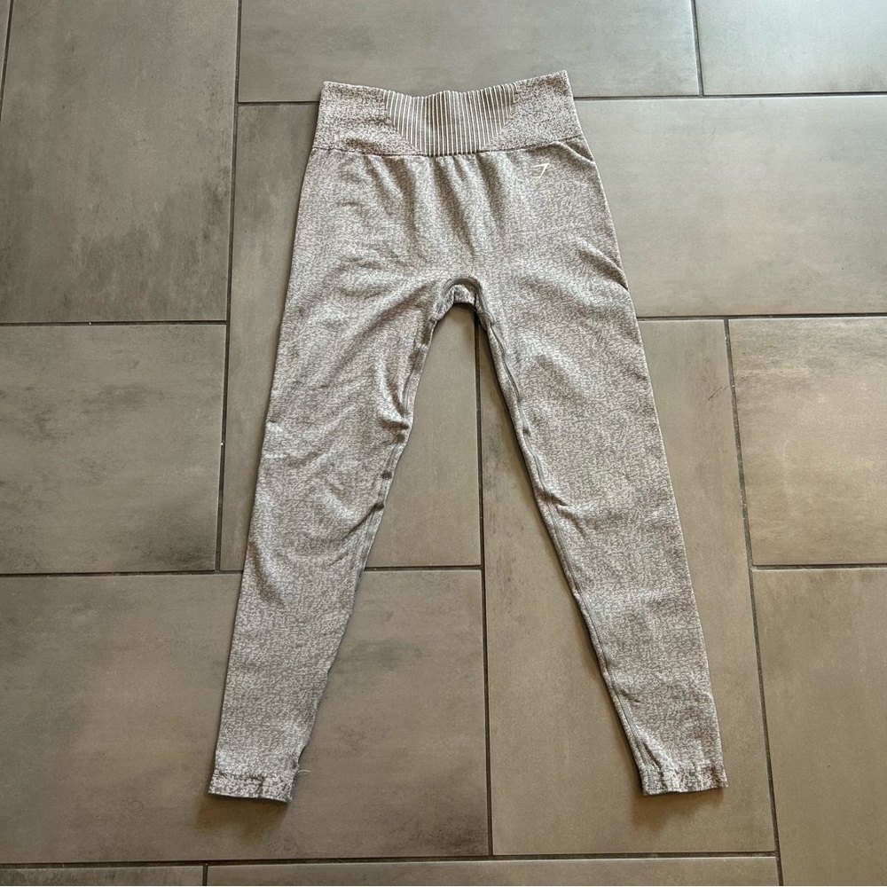 Gymshark Gray Leggings - Picture 2 of 4